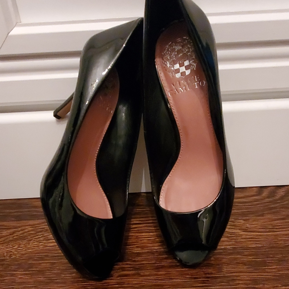 Vince Camuto Kira Patent-leather Shiny Black Peep-toe Shoes Sz 5.5
